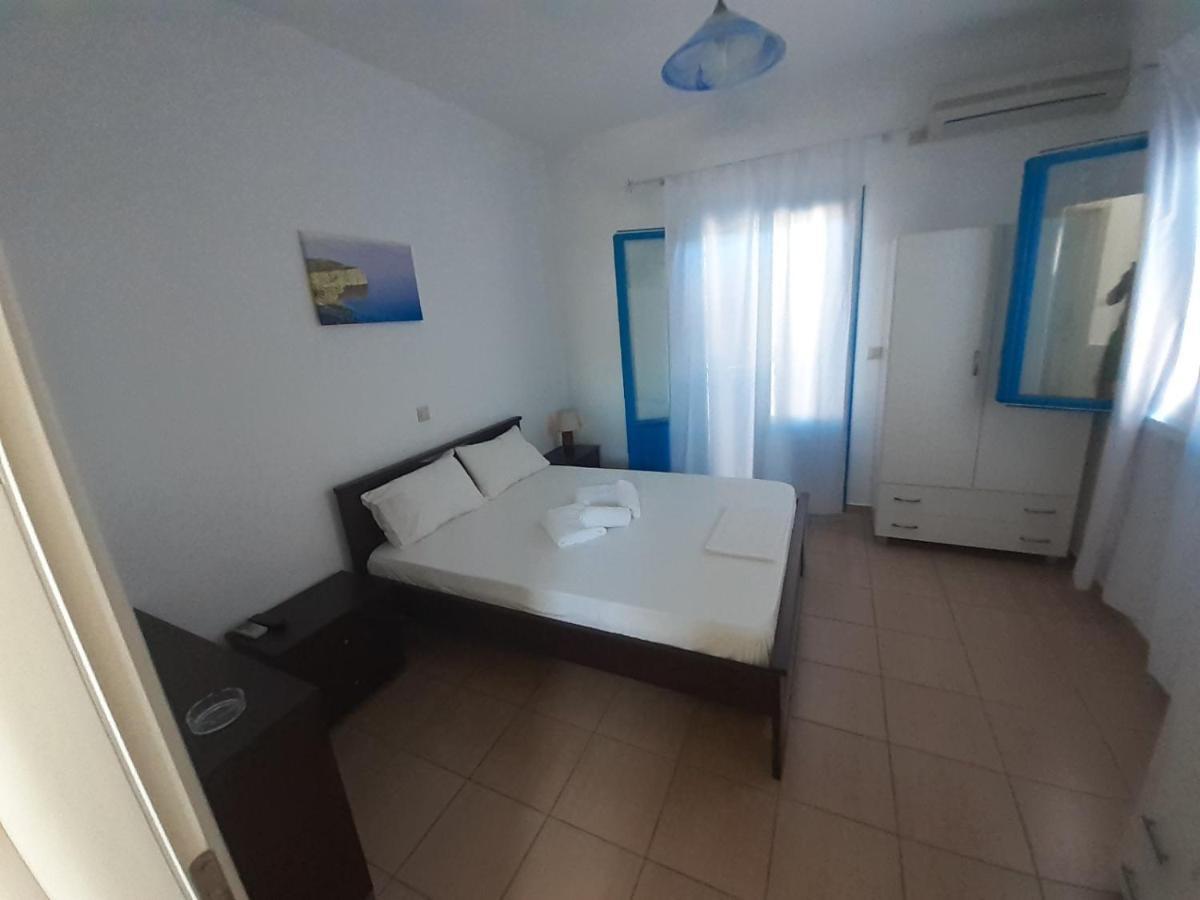 Taxiarchis Studios Agios Georgios  Buitenkant foto