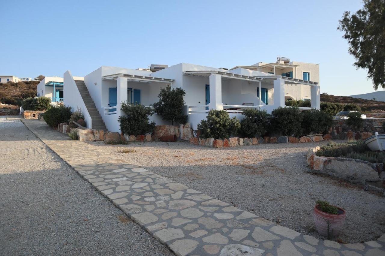 Taxiarchis Studios Agios Georgios  Buitenkant foto
