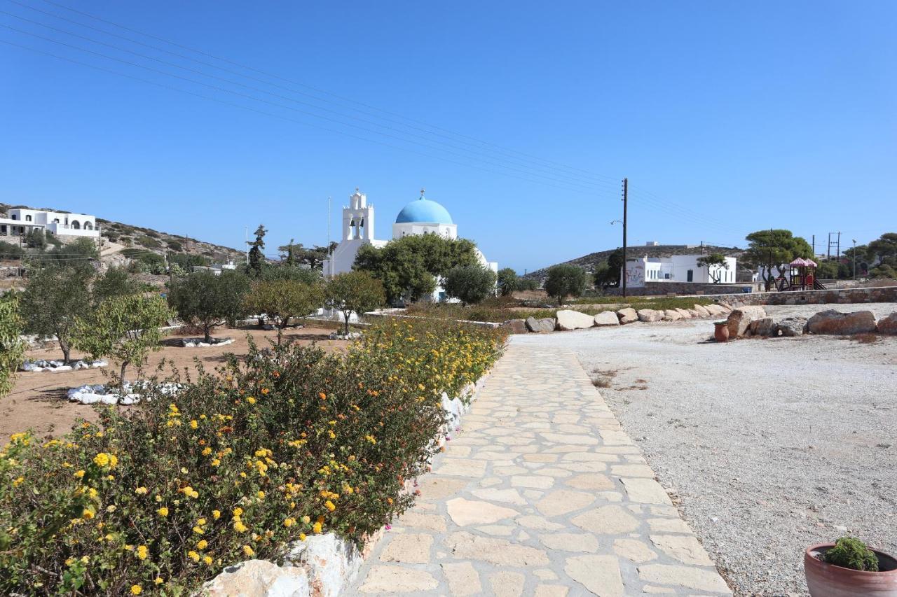 Taxiarchis Studios Agios Georgios  Buitenkant foto