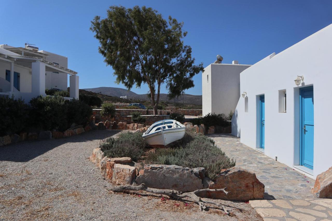 Taxiarchis Studios Agios Georgios  Buitenkant foto