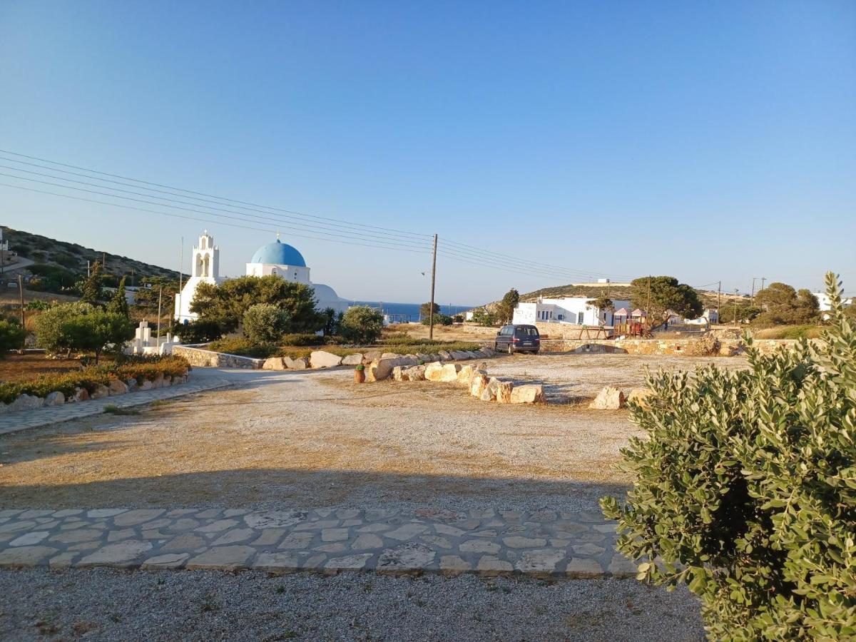 Taxiarchis Studios Agios Georgios  Buitenkant foto